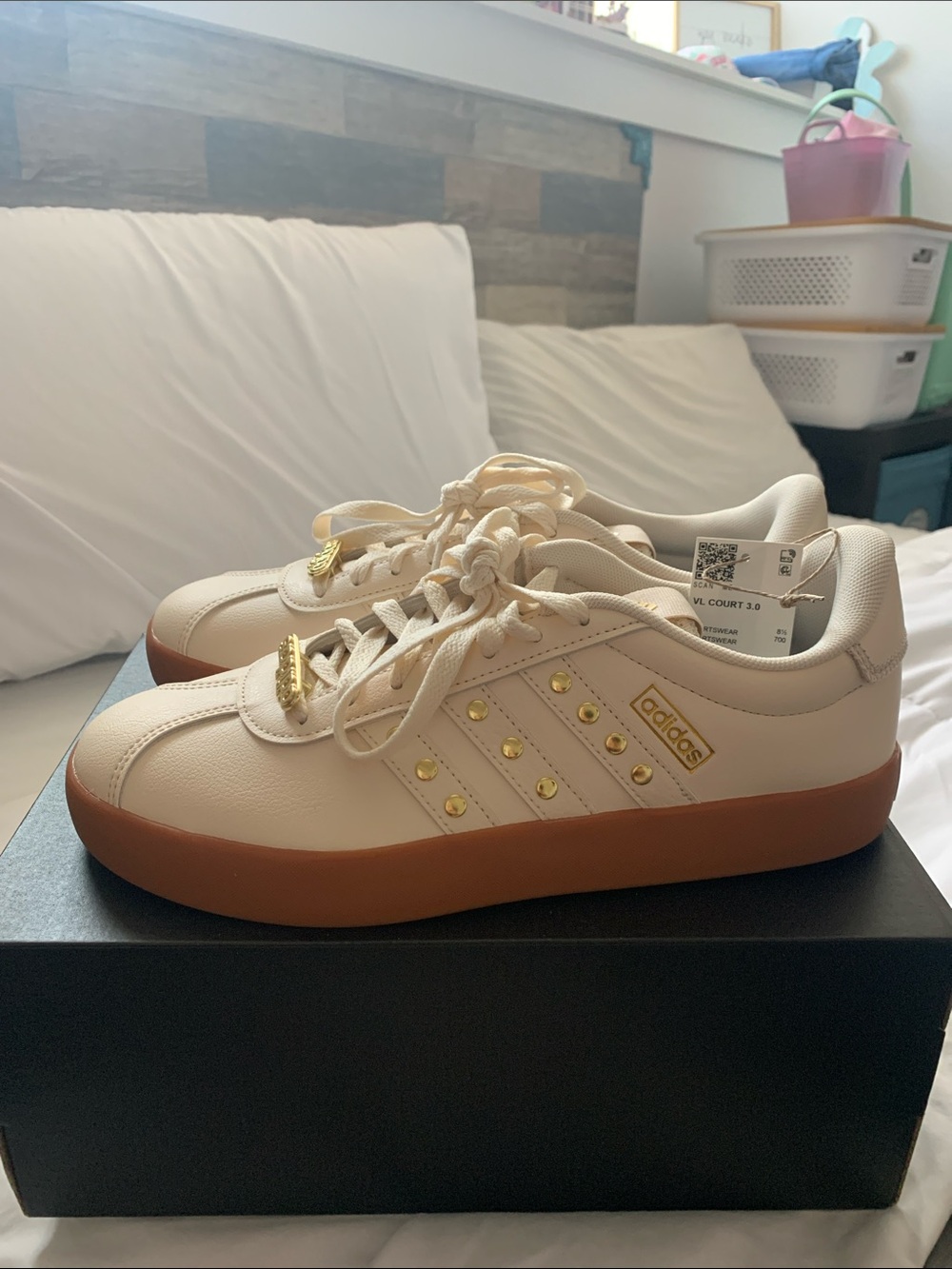 Adidas VL Court 3.0 Women’s Cream Sneakers with Gum Sole and Gold Accents